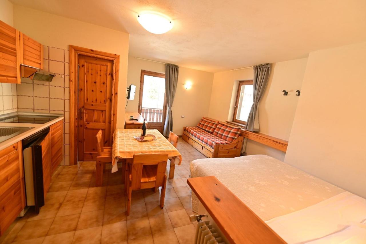 Residence Raethia Tra Bormio E Livigno Pradelle Exterior photo