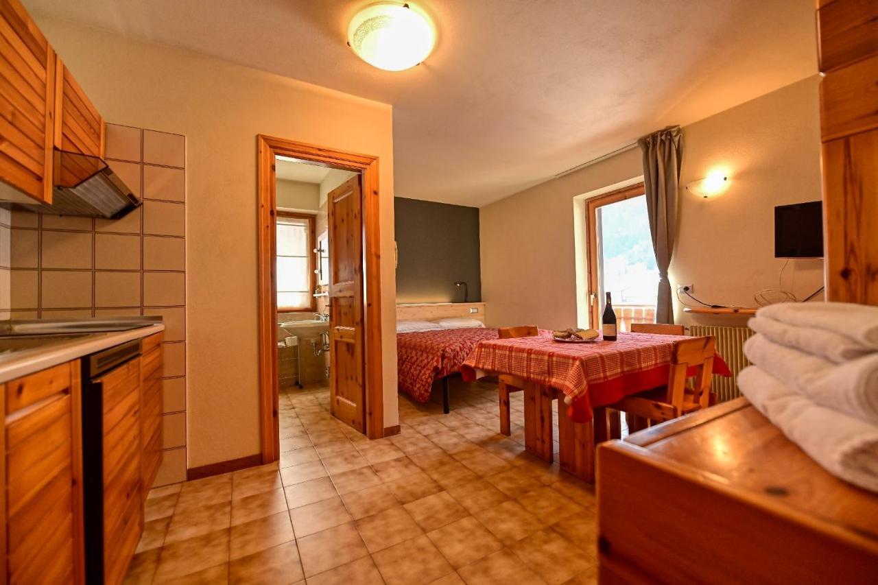 Residence Raethia Tra Bormio E Livigno Pradelle Exterior photo